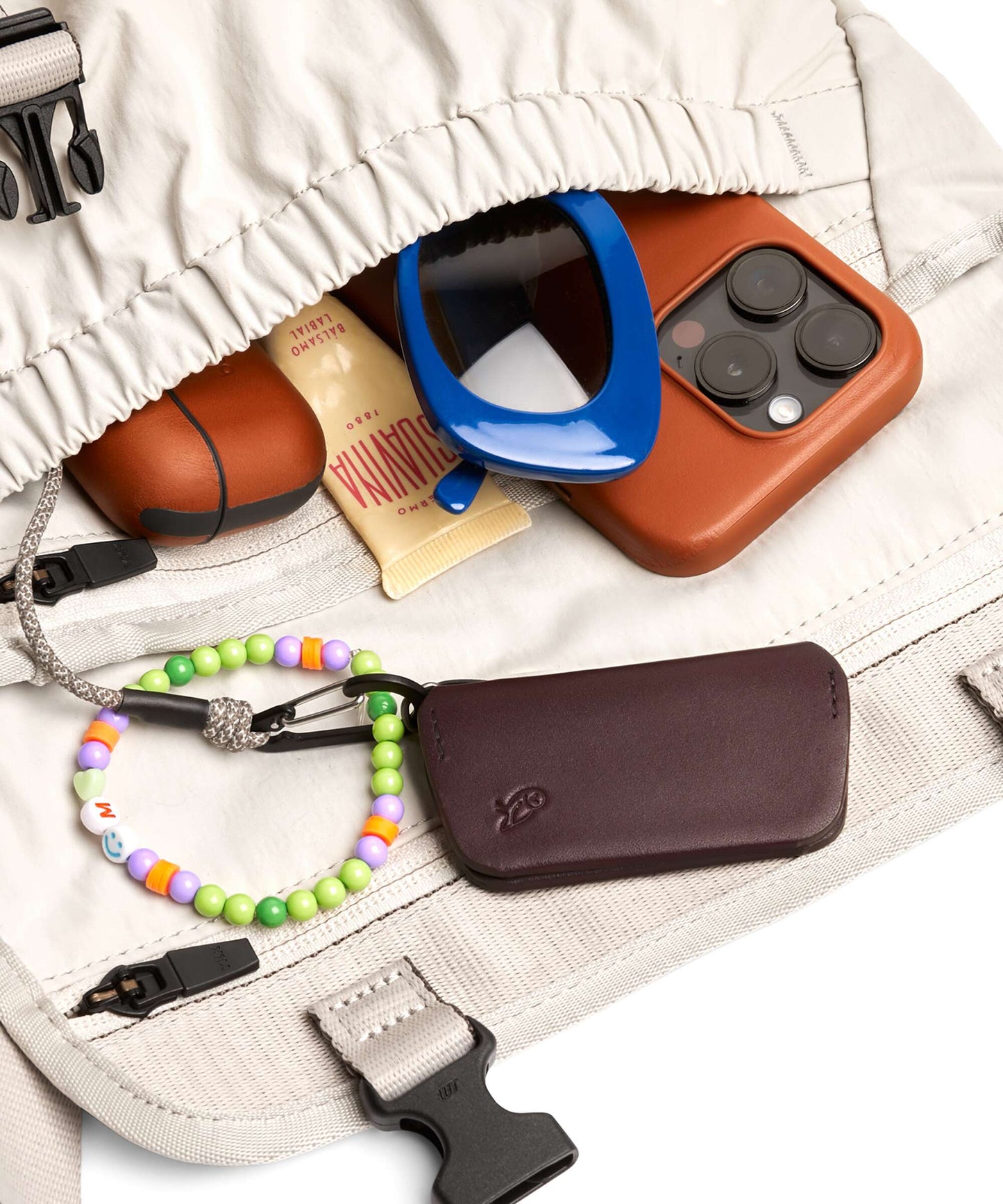 Bellroy Cinch 6 Mini Kuriertasche oat