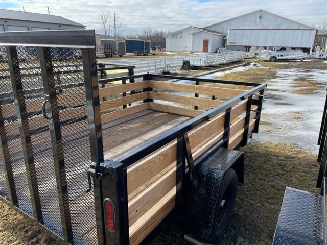 7×10 Heavy-Duty Utility Trailer – Single Axle with Wood Floor & LED Lights - Image 3