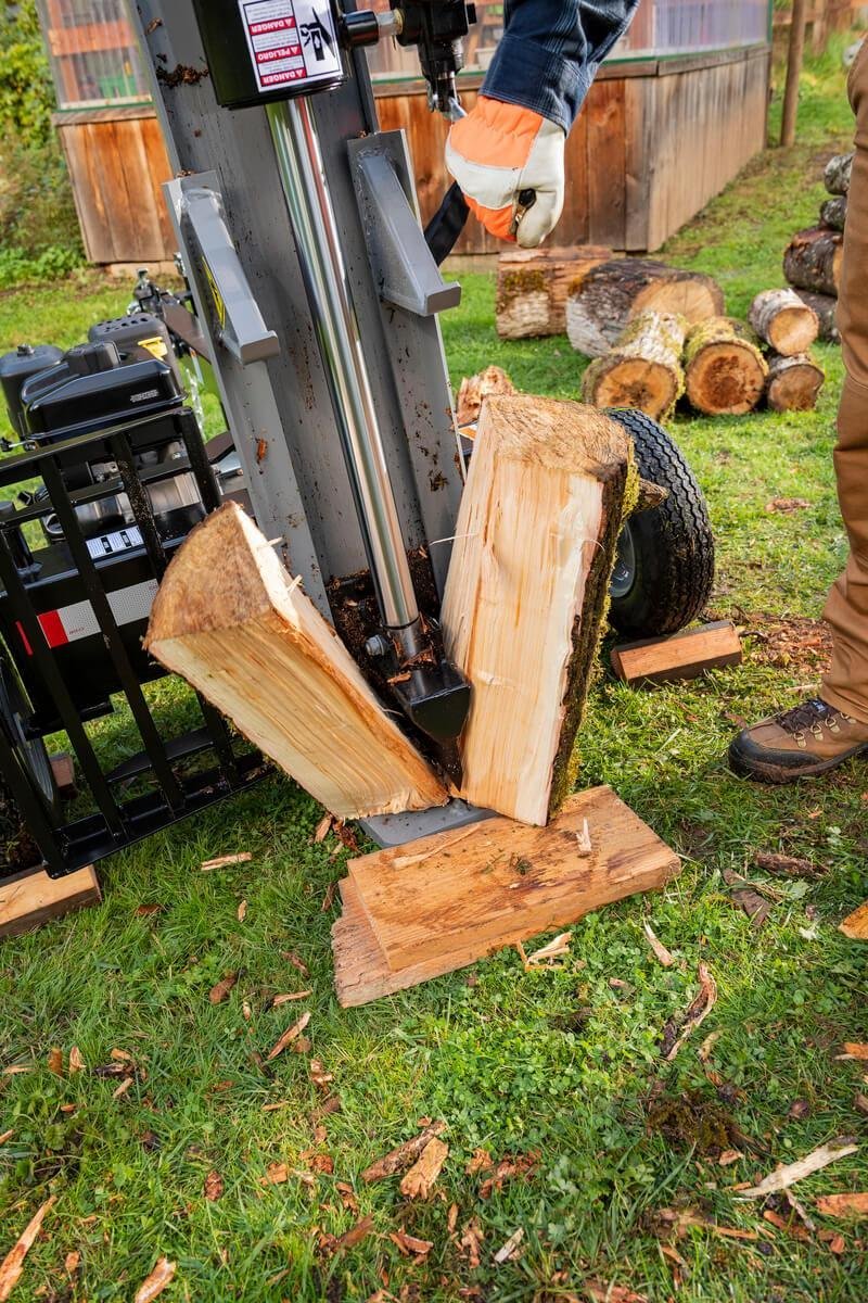 Oregon® 30-Ton 196cc Kohler HV Log Splitter with Hydraulic Fluid (OR30TKO-2) - Image 6