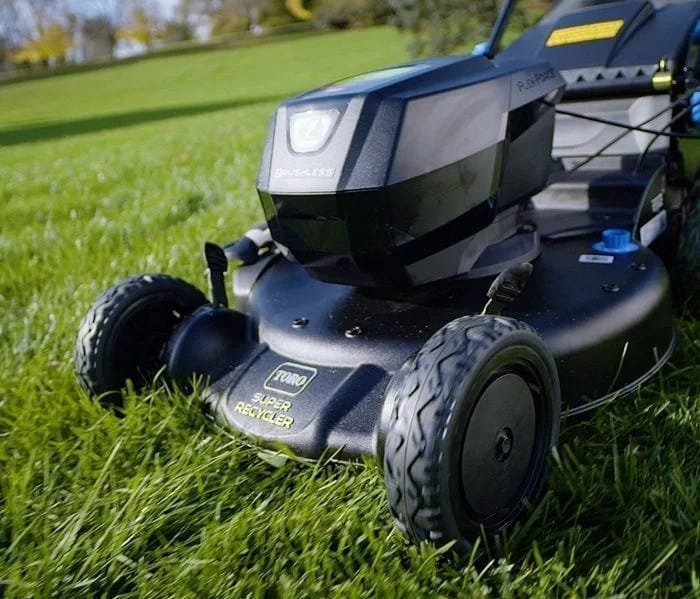 21 in. Super Recycler 60-Volt SmartStow Max Cordless Battery Walk Behind Mower 7.5 Ah Battery and Charger Included - Image 2